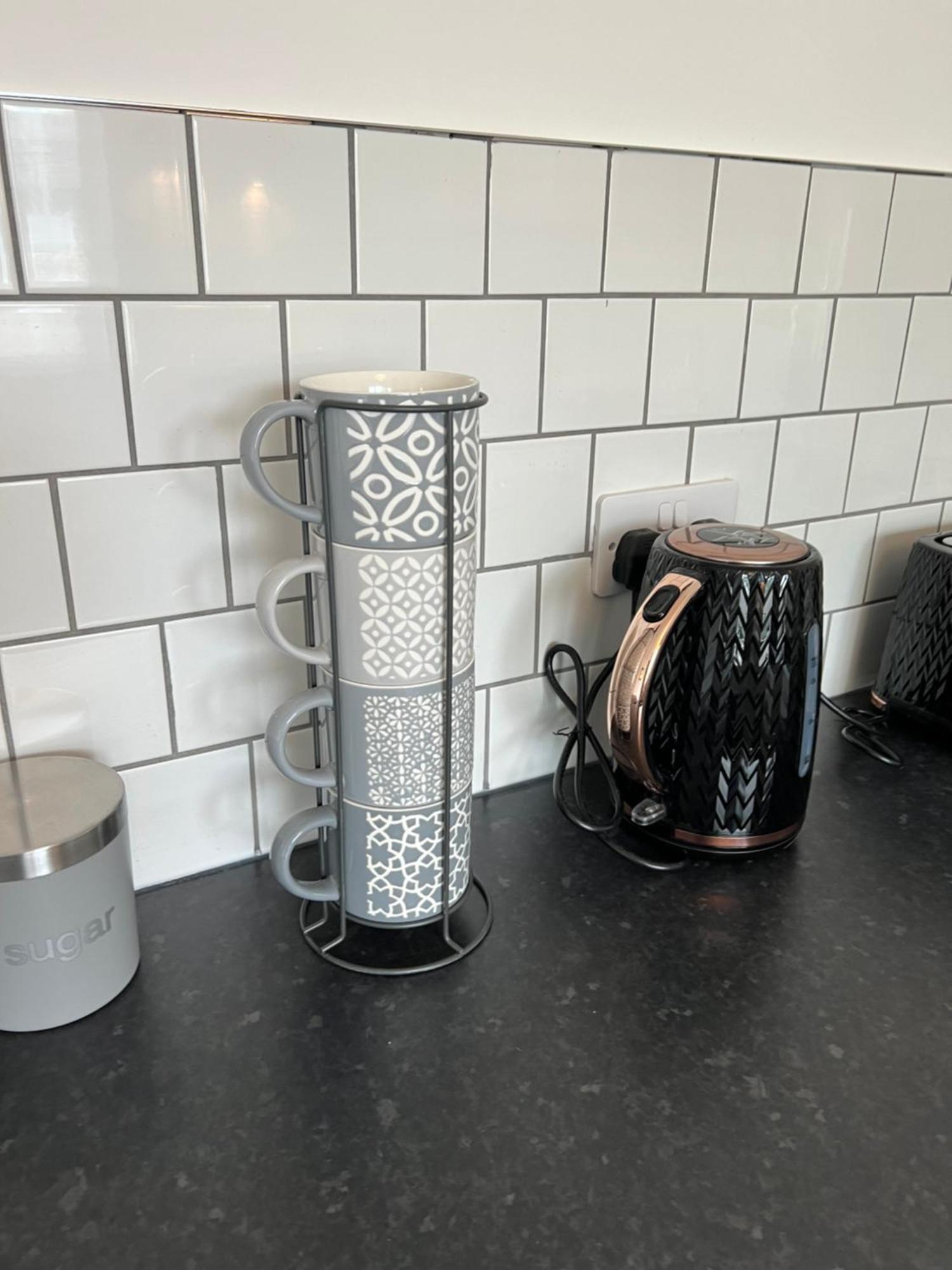 Cosy Modern Apartment ワーリントン エクステリア 写真